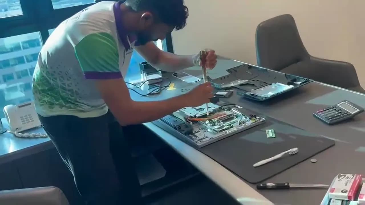 WEFIX-IT laptop repair workbench in Dubai, illustrative workshop image